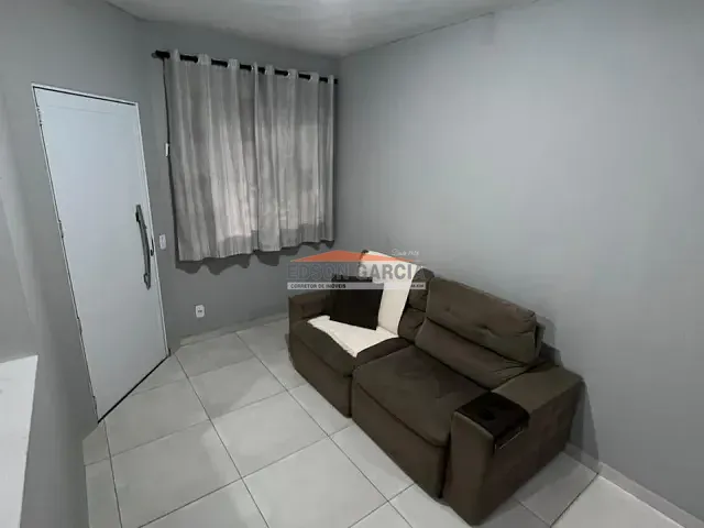 Casa 1 quarto e 1 banheiro, à venda, no bairro Parque São Bento em Sorocaba