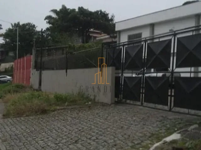 Casa com 630m² 2 quartos e 3 banheiros, à venda, no bairro Centro de Ouro Fino Paulista em Ribeirão Pires