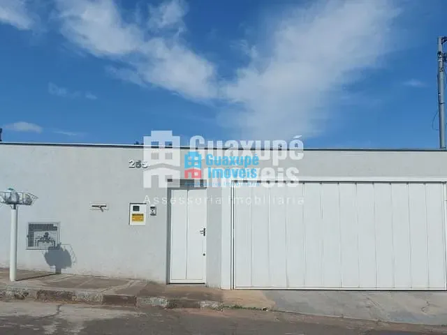 Casa com 153m², à venda, no bairro VILA MAGALHÃES em GUAXUPÉ