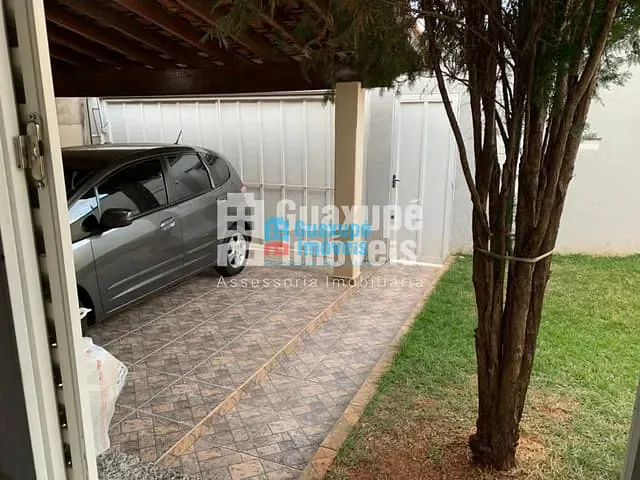 Casa com 153m², à venda, no bairro VILA MAGALHÃES em GUAXUPÉ