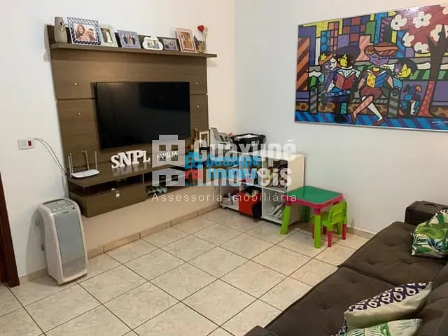 Casa com 153m², à venda, no bairro VILA MAGALHÃES em GUAXUPÉ