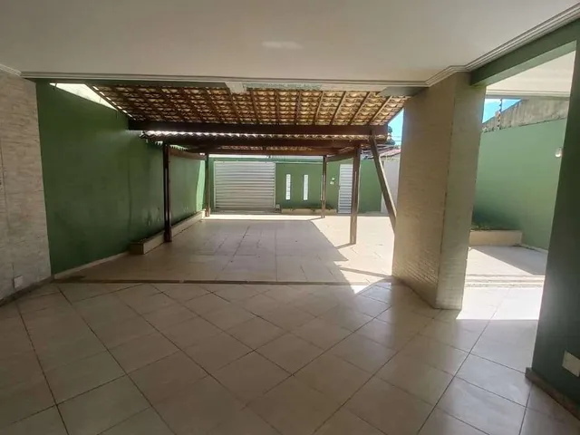 Casa 5 quartos e 2 banheiros, para alugar, no bairro Jabotiana em Aracaju
