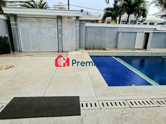Casa com 364m² 4 quartos e 7 banheiros, à venda, no bairro Barra da Tijuca em Rio de Janeiro