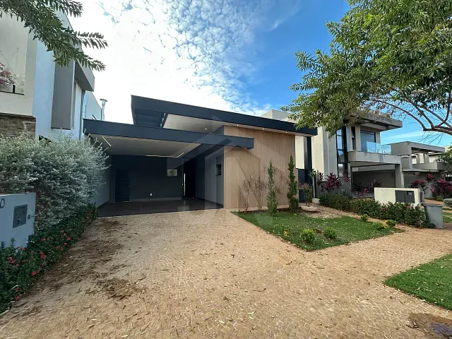 Casa com 336m² 3 quartos e 5 banheiros, à venda, no bairro Vila do Golfe em Ribeirão Preto