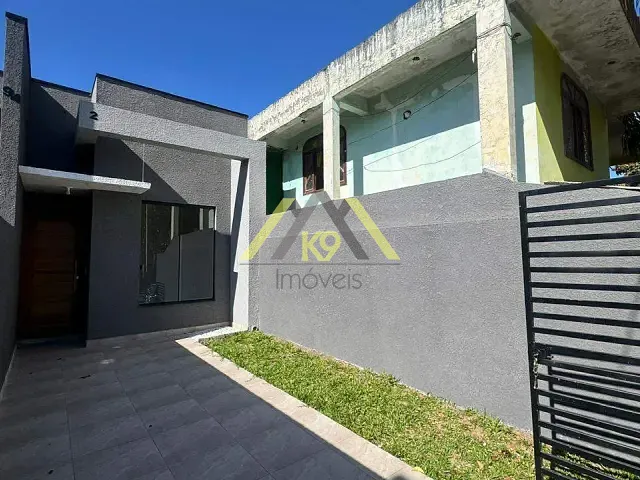 Casa 2 quartos e 1 banheiro, à venda, no bairro Sítio Cercado em Curitiba