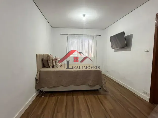 Casa com 218m² 2 quartos e 2 banheiros, à venda, no bairro Vila Homero Thon em Santo André