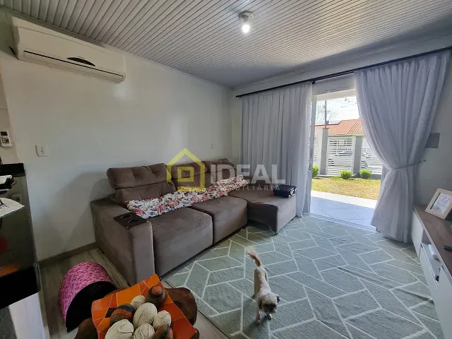 Casa 2 quartos e 3 banheiros, à venda, no bairro Gruta em Concórdia