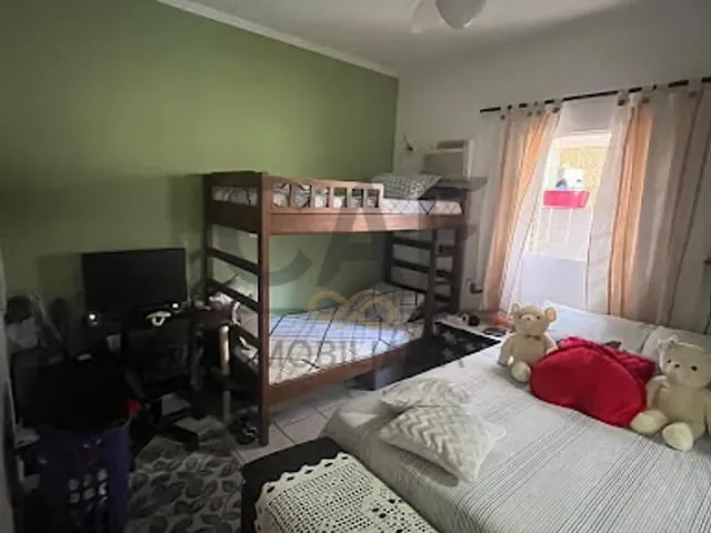 Casa com 250m² 2 quartos e 3 banheiros, à venda, no bairro Jardim Europa em Jaguariúna