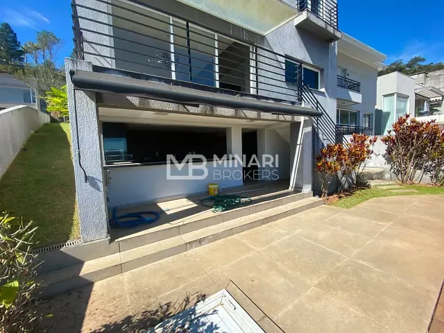 Casa 4 quartos e 6 banheiros, à venda ou para alugar, no bairro Alphaville em Santana de Parnaíba