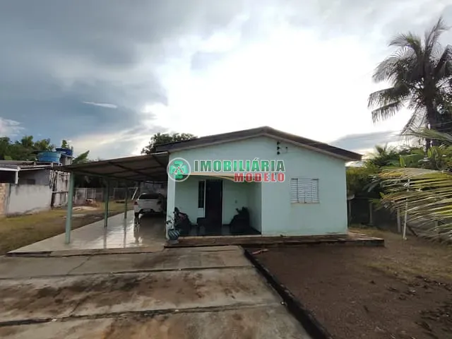Casa com 1000m² 3 quartos e 1 banheiro, à venda, no bairro Nova Canarana em Canarana
