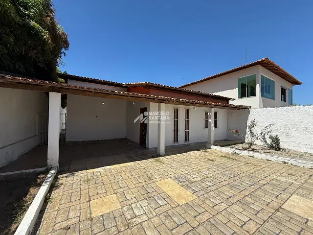 Casa 3 quartos e 2 banheiros, para alugar, no bairro Candeias em Vitória da Conquista