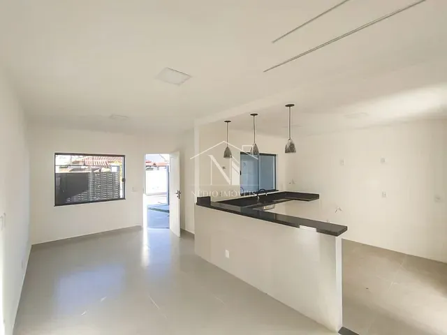 Casa com 220m² 3 quartos e 2 banheiros, à venda, no bairro Barroco (Itaipuaçu) em Maricá