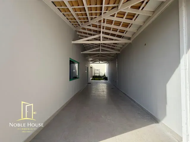 Casa com 250m² 3 quartos e 4 banheiros, à venda, no bairro Pinheirinho em Vinhedo