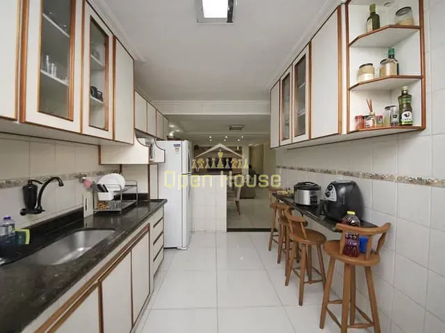 Casa com 150m² 3 quartos e 3 banheiros, à venda, no bairro Jardim Amália em Volta Redonda