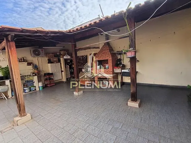 Casa com 255m² 4 quartos e 3 banheiros, à venda, no bairro Bairro do Estádio em Rio Claro