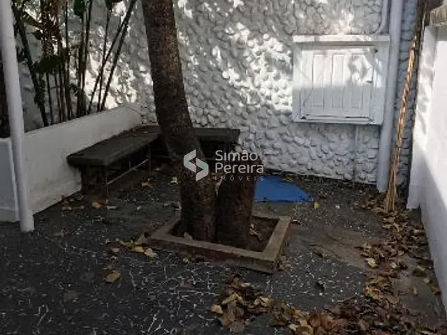 Casa com 400m², à venda, no bairro Centro em Três Rios