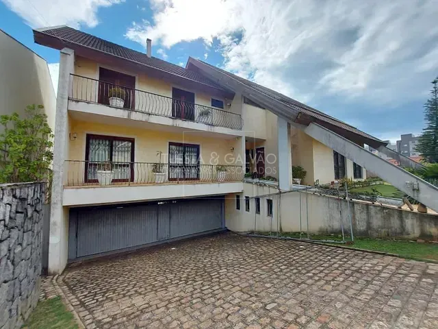 Casa com 577m² 4 quartos e 6 banheiros, à venda, no bairro Jardim das Américas em Curitiba