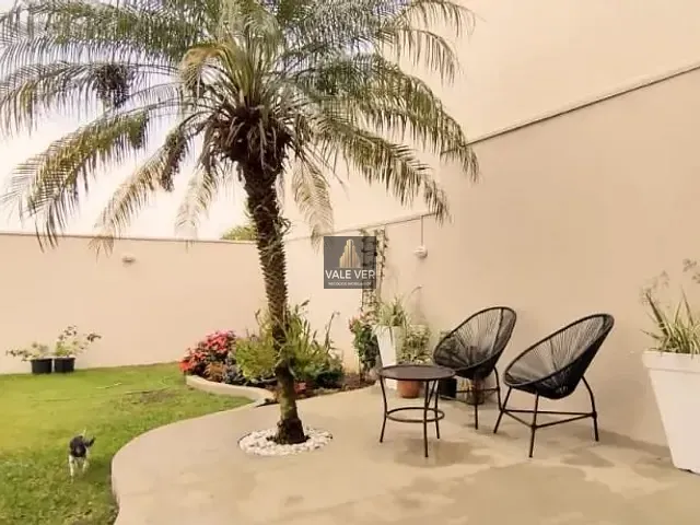 Casa com 287m² 3 quartos e 4 banheiros, à venda, no bairro Urbanova em São José dos Campos