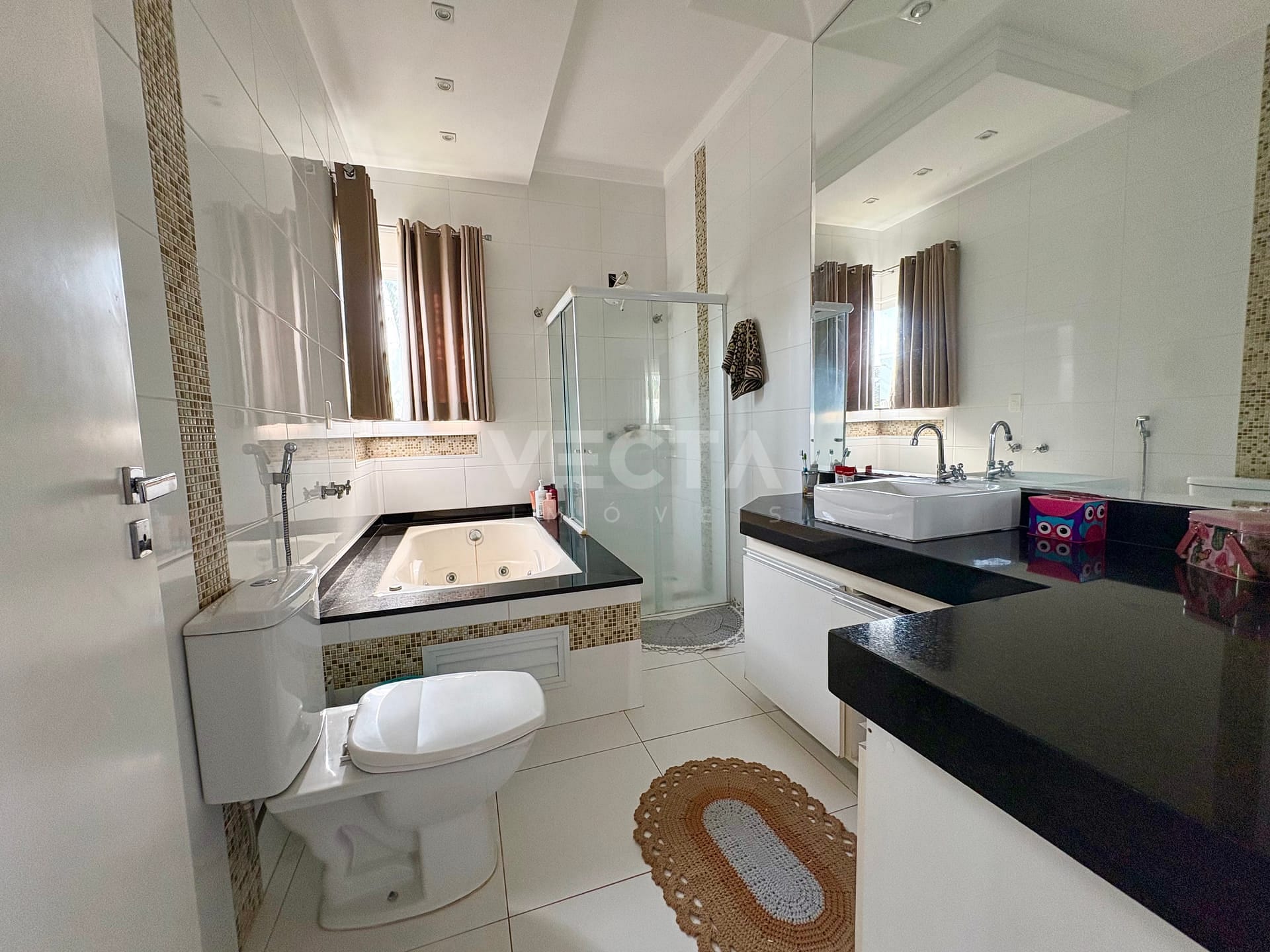 Casa, 3 quartos, 236 m² - Foto 22