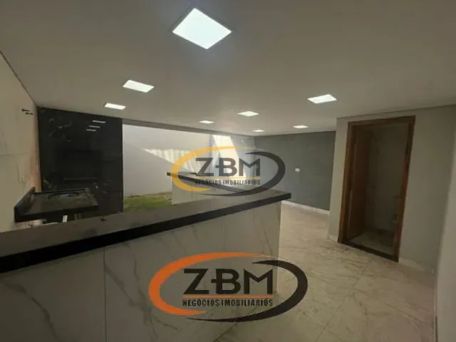 Casa com 180m² 3 quartos e 3 banheiros, à venda, no bairro Portal de Versalhes 1 em Londrina