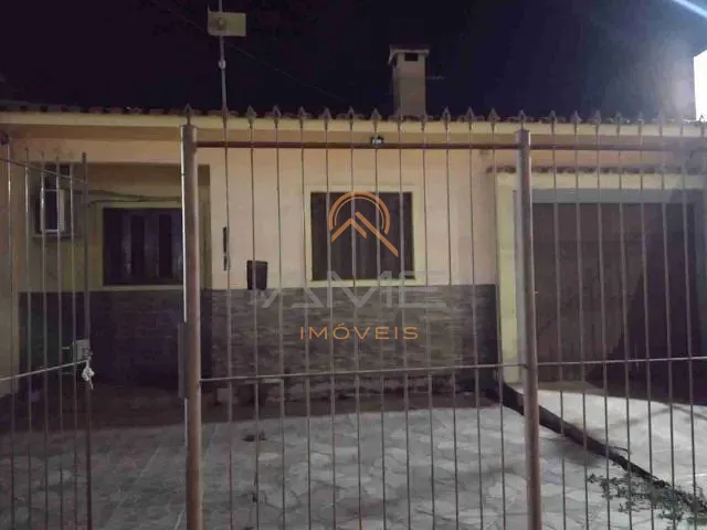 Casa 2 quartos e 2 banheiros, à venda, no bairro Fragata em Pelotas