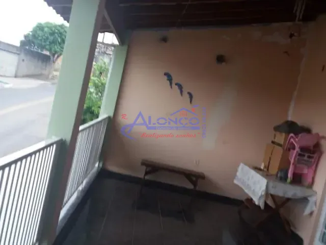 Casa com 140m² 1 quarto e 1 banheiro, à venda, no bairro Parque dos Príncipes em Jacareí