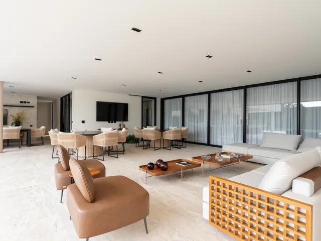 Casa com 1170m² 5 quartos e 6 banheiros, à venda, no bairro Setor de Habitações Individuais Sul em Brasília