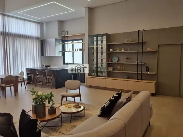 Casa com 720m² 4 quartos e 6 banheiros, à venda, no bairro Alphaville em Bauru