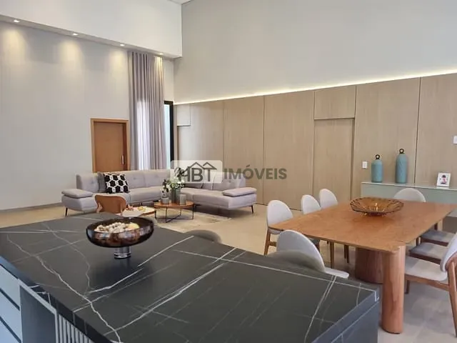 Casa com 720m² 4 quartos e 6 banheiros, à venda, no bairro Alphaville em Bauru
