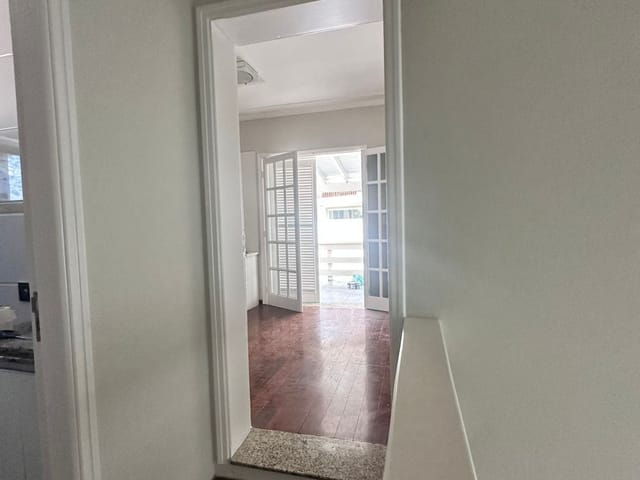 Casa com 251m² 4 quartos e 5 banheiros, à venda ou para alugar, no bairro Terras de Piracicaba em Piracicaba