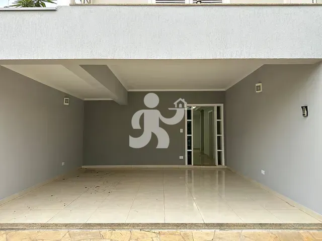 Casa com 251m² 4 quartos e 5 banheiros, à venda ou para alugar, no bairro Terras de Piracicaba em Piracicaba