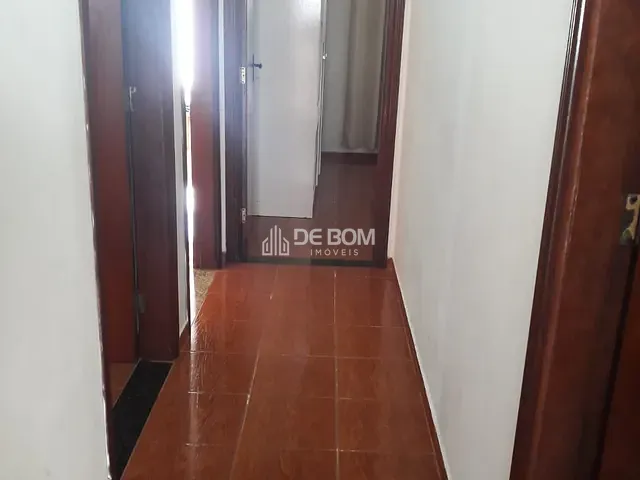Casa 2 quartos e 2 banheiros, à venda, no bairro Jardim Itamaraty em Poços de Caldas