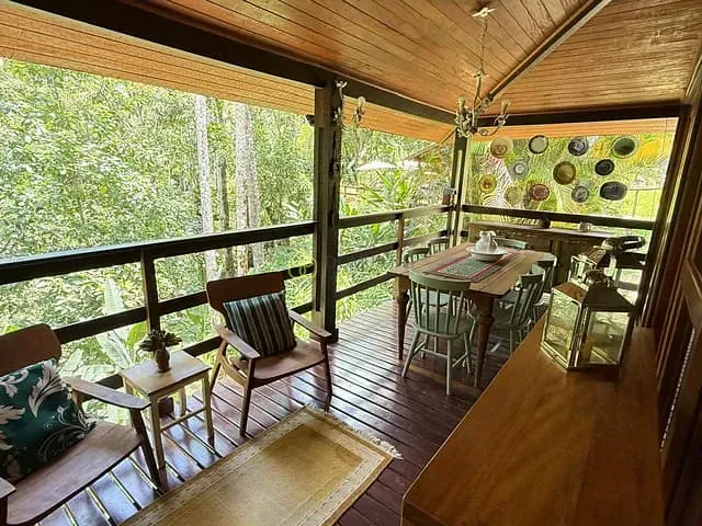 Casa com 3280m² 5 quartos e 2 banheiros, à venda, no bairro Penedo em Itatiaia