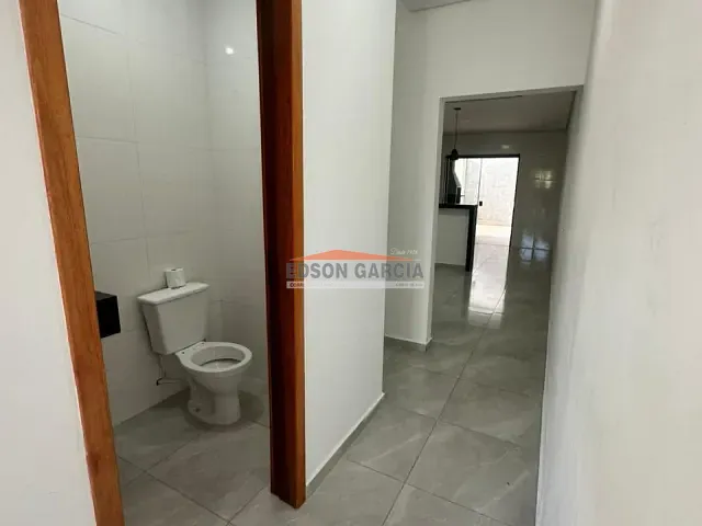 Casa 3 quartos e 3 banheiros, para alugar, no bairro Parque Esmeralda em Sorocaba