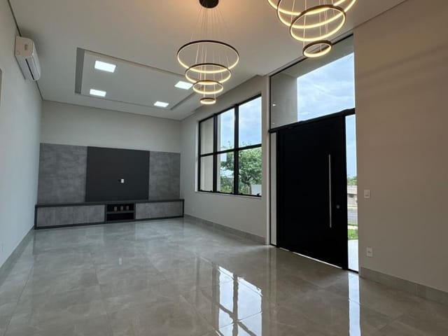 Casa com 361m² 3 quartos e 1 banheiro, à venda, no bairro Jardim Pau Brasil em Americana
