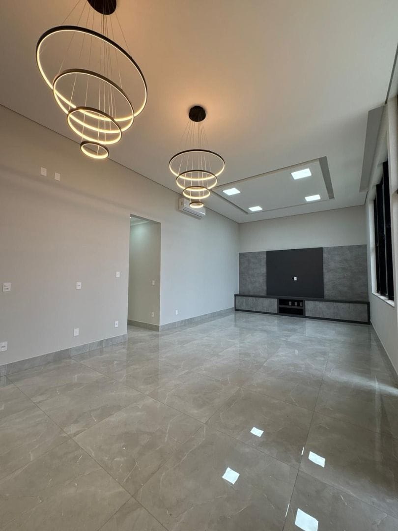 Casa, 3 quartos, 231 m² - Foto 4