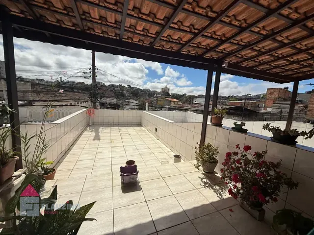 Casa com 120m² 2 quartos e 2 banheiros, à venda, no bairro Jardim Casablanca em São Paulo