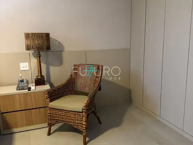 Casa com 600m² 4 quartos e 6 banheiros, à venda, no bairro Setor Habitacional Jardim Botânico em Brasília
