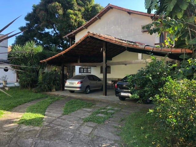 Casa 4 quartos e 3 banheiros, à venda, no bairro Itaipu em Niterói