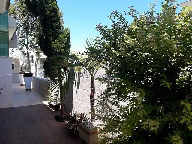 Casa com 376m² 5 quartos e 5 banheiros, à venda, no bairro Cidade Universitária Pedra Branca em Palhoça