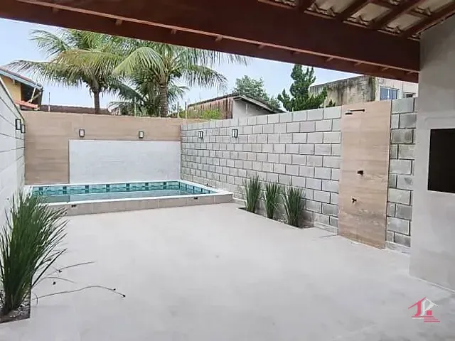 Casa com 190m² 3 quartos e 2 banheiros, à venda, no bairro Cibratel II em Itanhaém