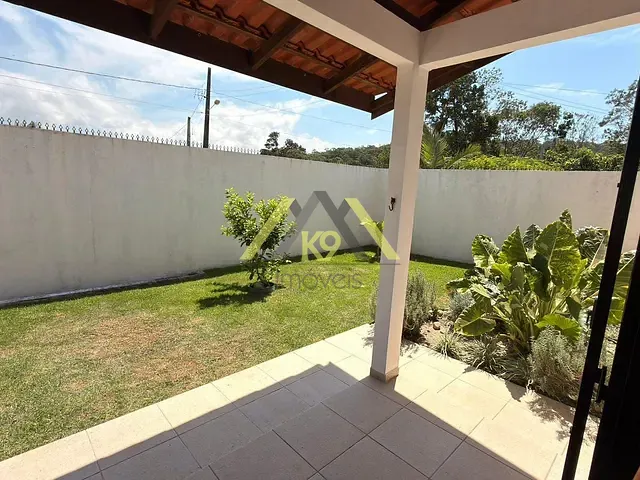 Casa com 384m² 2 quartos e 3 banheiros, à venda, no bairro Balneario Princesa do Mar em Itapoá