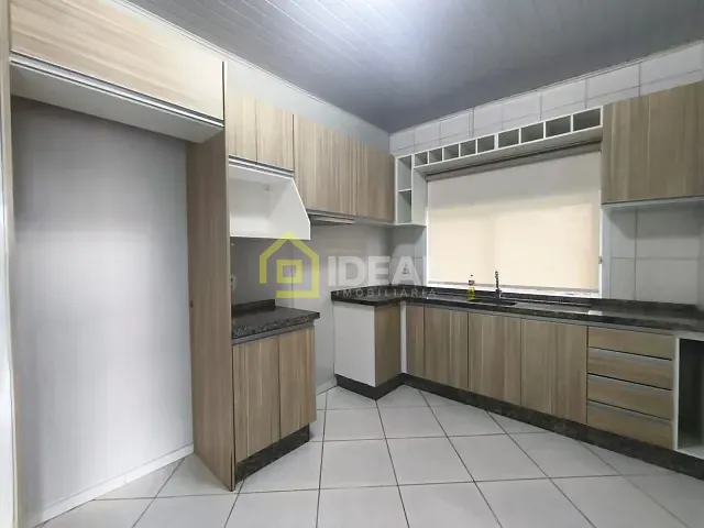 Casa 2 quartos e 1 banheiro, para alugar, no bairro Parque de Exposições em Concórdia