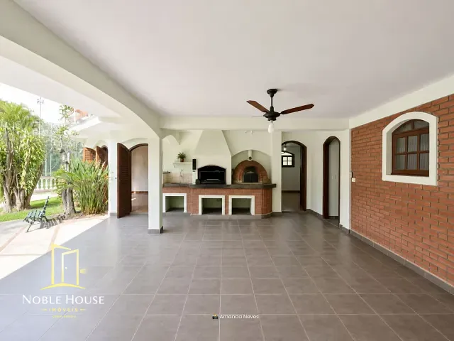 Casa 5 quartos e 5 banheiros, para alugar, no bairro Marambaia em Vinhedo