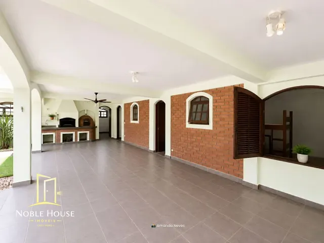 Casa 5 quartos e 5 banheiros, para alugar, no bairro Marambaia em Vinhedo
