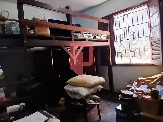 Casa 3 quartos e 1 banheiro, à venda, no bairro Carlos Prates em Belo Horizonte