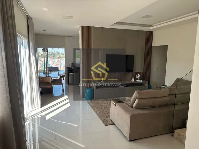 Casa com 304m² 3 quartos e 2 banheiros, à venda, no bairro Jardim Alto da Colina em Valinhos