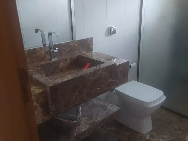 Casa com 252m² 2 quartos e 2 banheiros, à venda, no bairro Jardim Paraíso em Arapongas