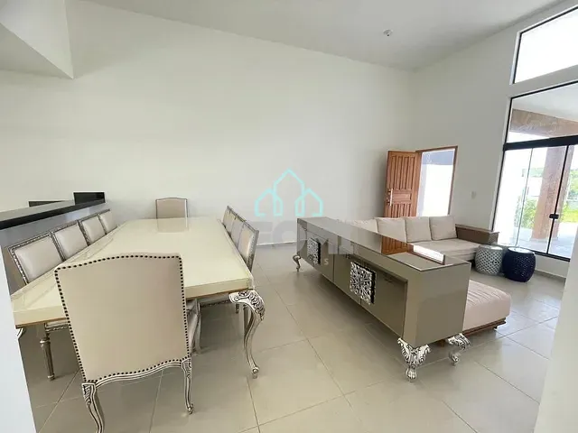 Casa com 250m² 3 quartos e 3 banheiros, à venda, no bairro Itapecerica em Taubaté