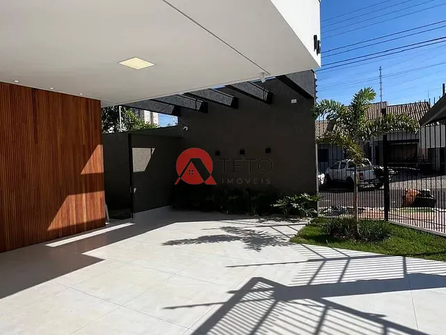 Casa com 216m² 3 quartos e 2 banheiros, à venda, no bairro Jardim Ipanema em Maringá